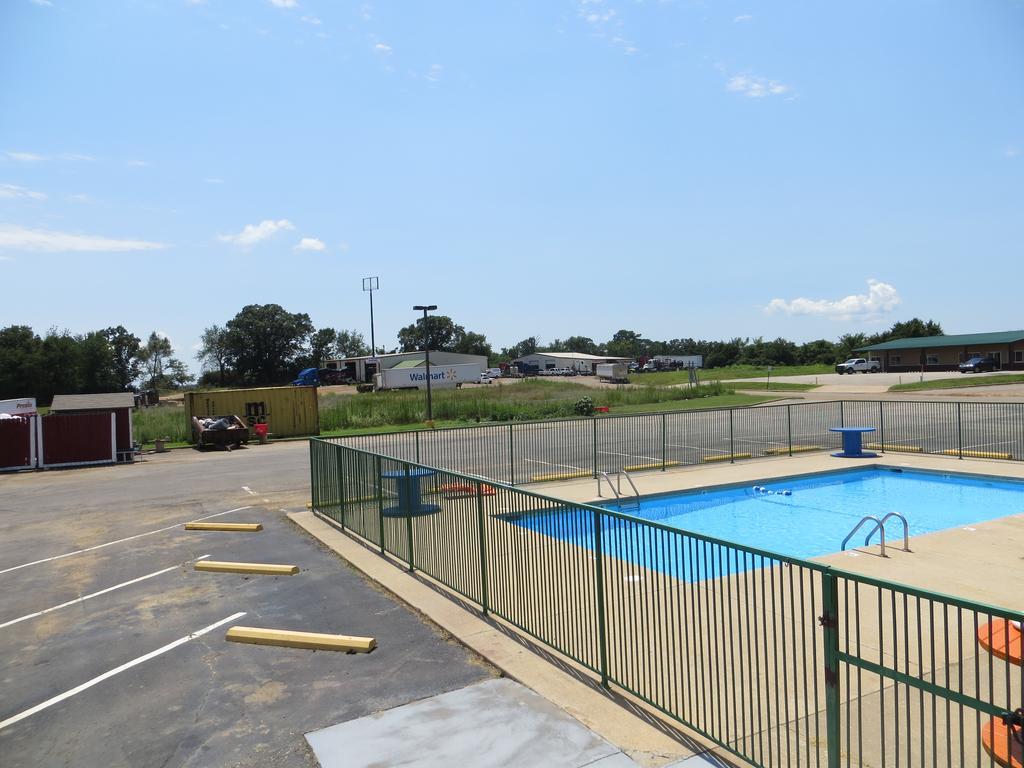 Americas Best Value Inn Ozark Exterior foto